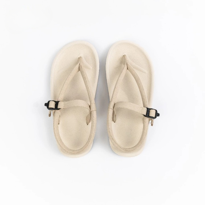 Gahalu Wakatobi Warna Bajo White - Sandal / Sandal wakatobi