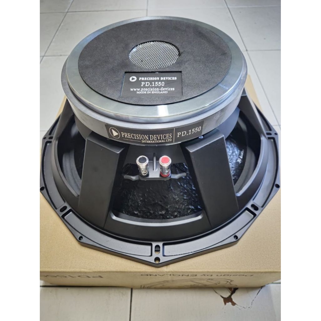 SPIKER PD 15INCH1550PRESESION DEVICE SPEAKER PD1550GREAD A subwoofer