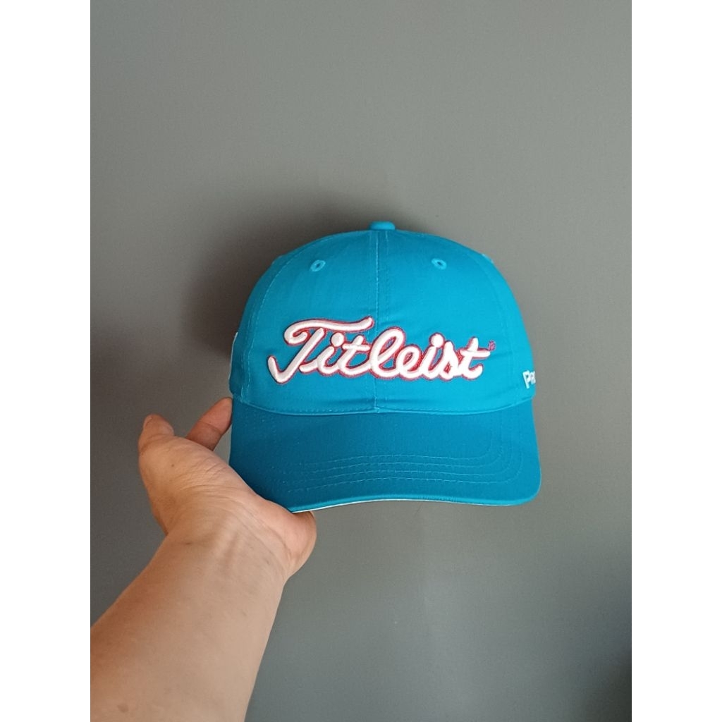 topi titleist second