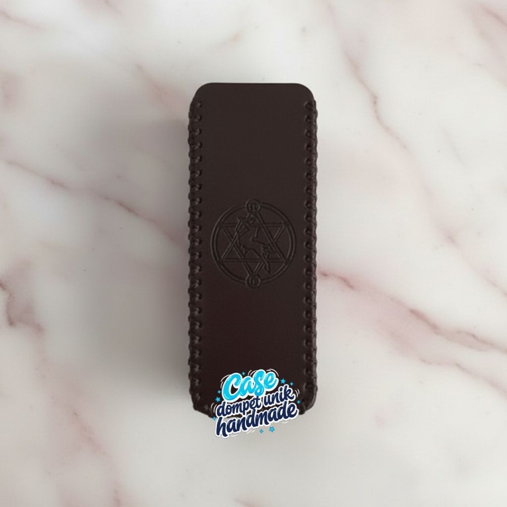 CDUH Dompet PU Leather M 100 Sleeve Case Polos Logo Cokelat Tua Dompet / Wadah Kunci Koin Dompet Uni