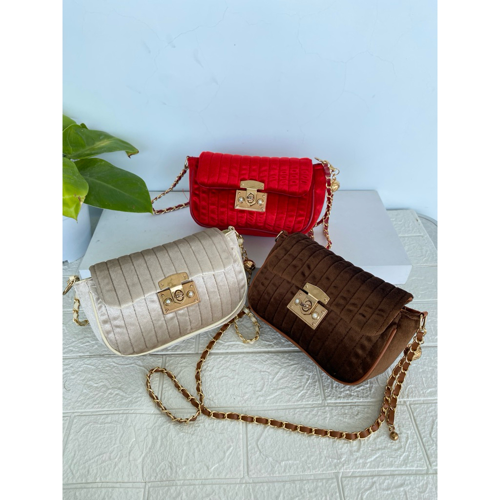 Tas Suede Bludru Arabella Selempang Wanita