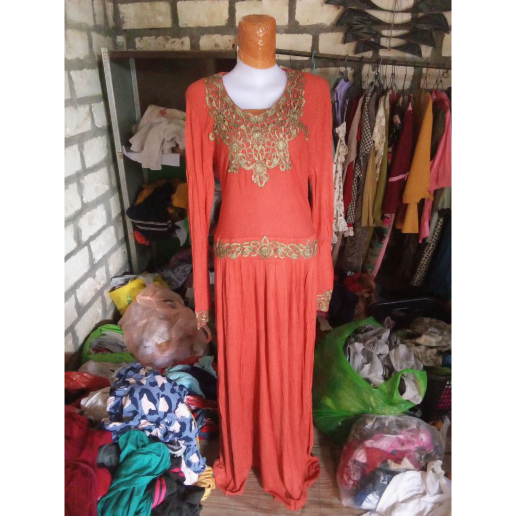 gamis wanita bekas