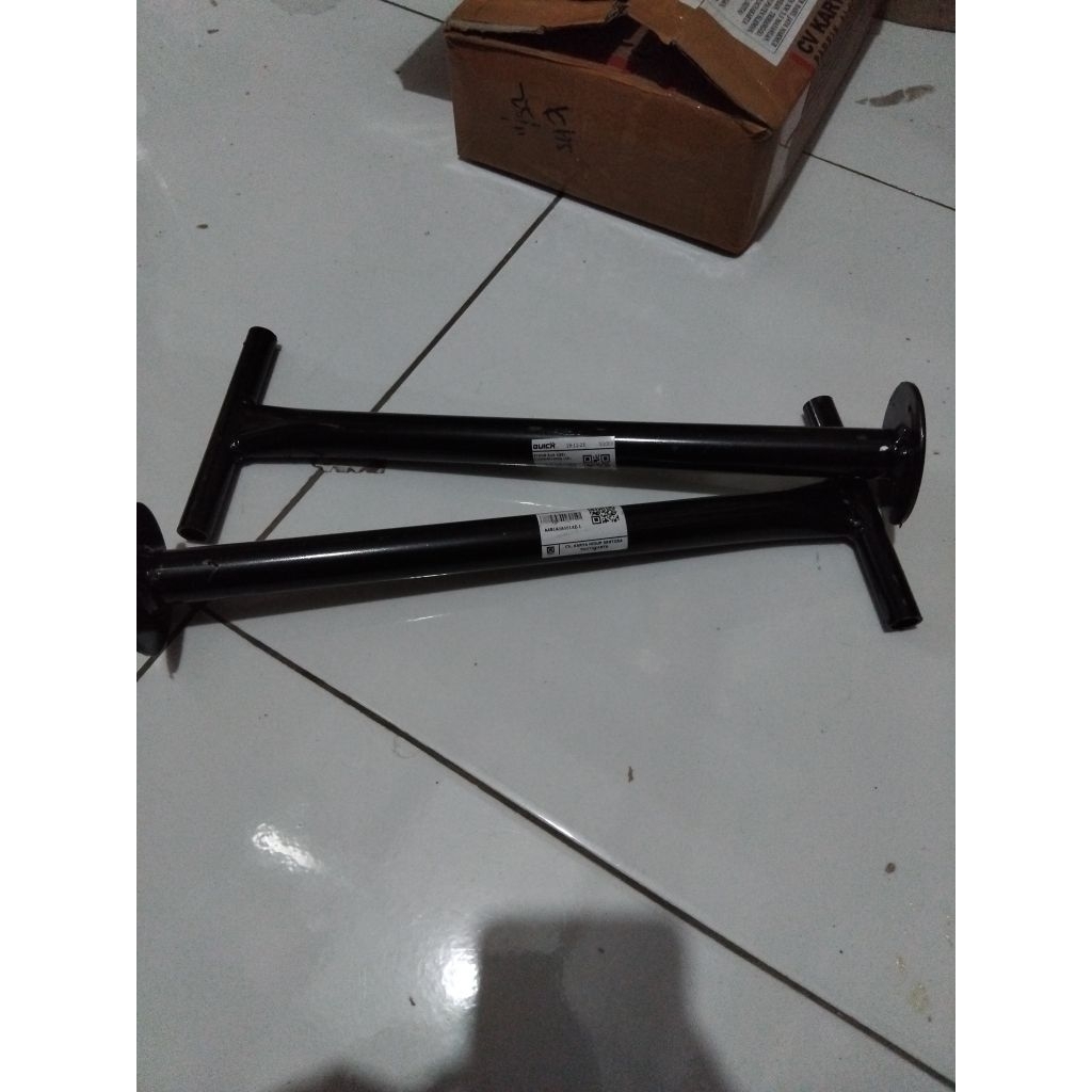 STAND SUB ASSY MESIN TRAKTOR G 1000 / STANDAR TRAKTOR G1000 / JAGRAK TRAKTOR G 1000 ORIGINAL QUICK