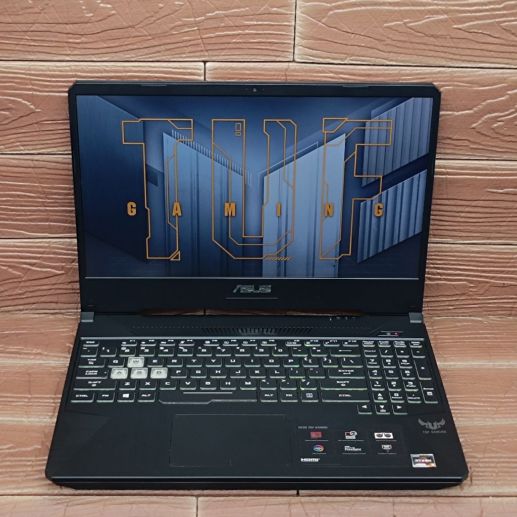 Laptop ASUS TUF GAMING FX505DY AMD RYZEN 5-3550H  RAM 8GB SSD 512GB RX 560X RGB