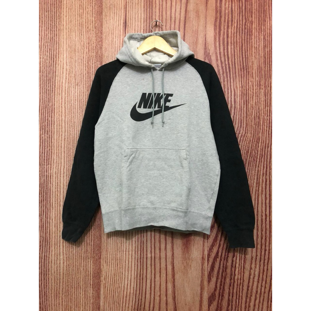 hoodie nike center big logo