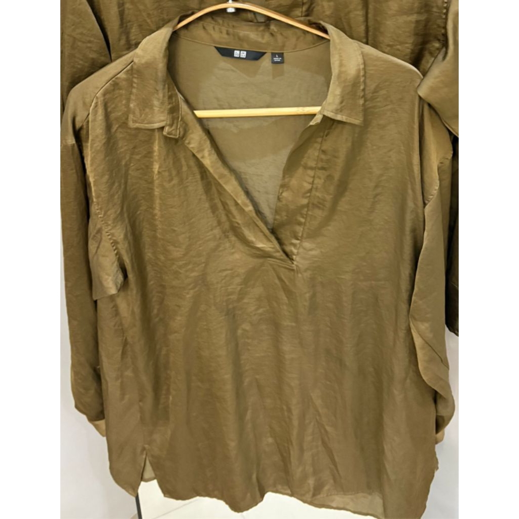 blouse uniqlo