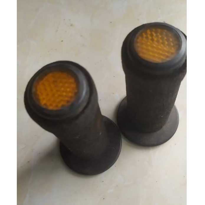 Handgrip karet grip matakucing sepeda bmx oldschool NOS diamondback haro gt hutch raleigh skyway kuw
