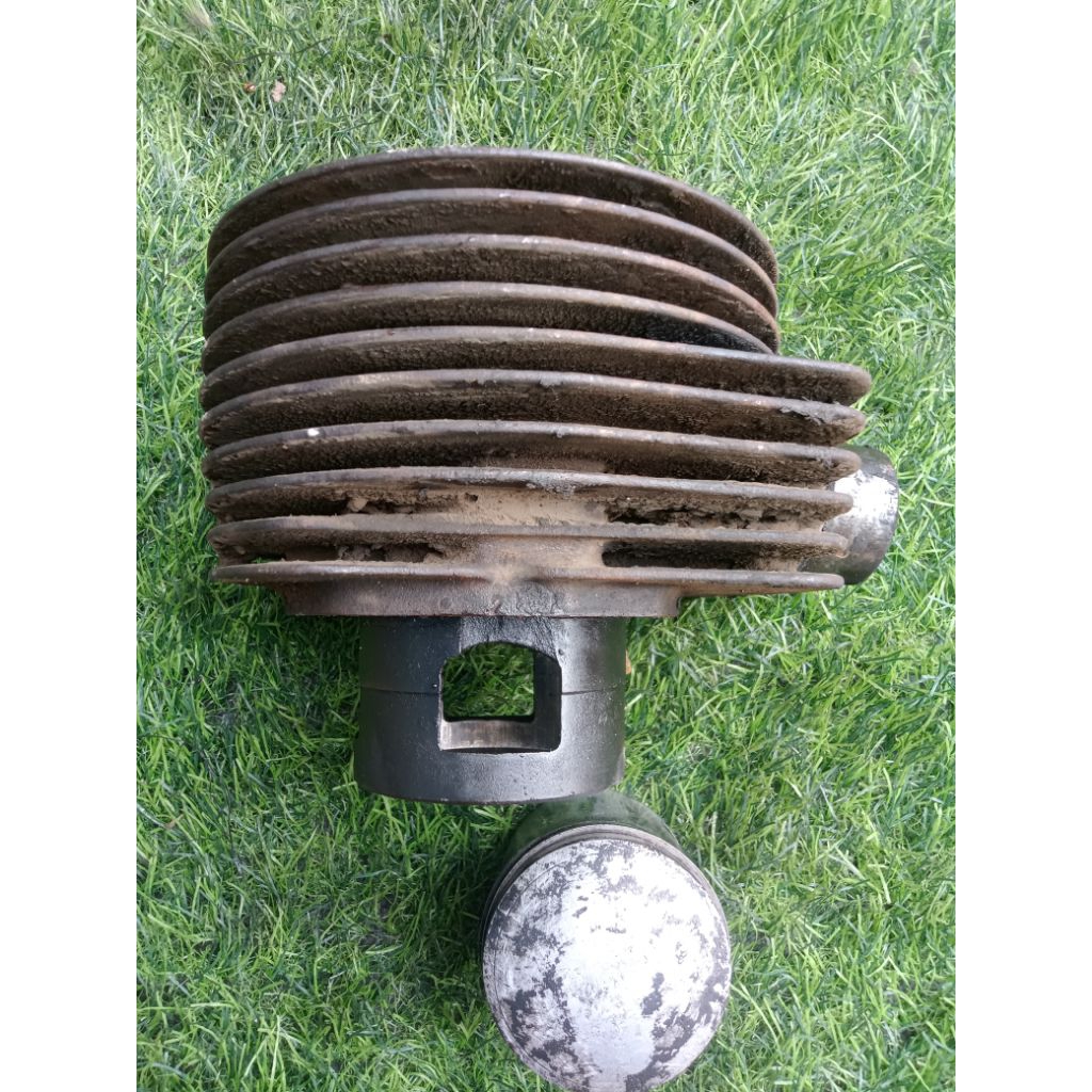 Blok vespa Lubang 3 original kode 2f