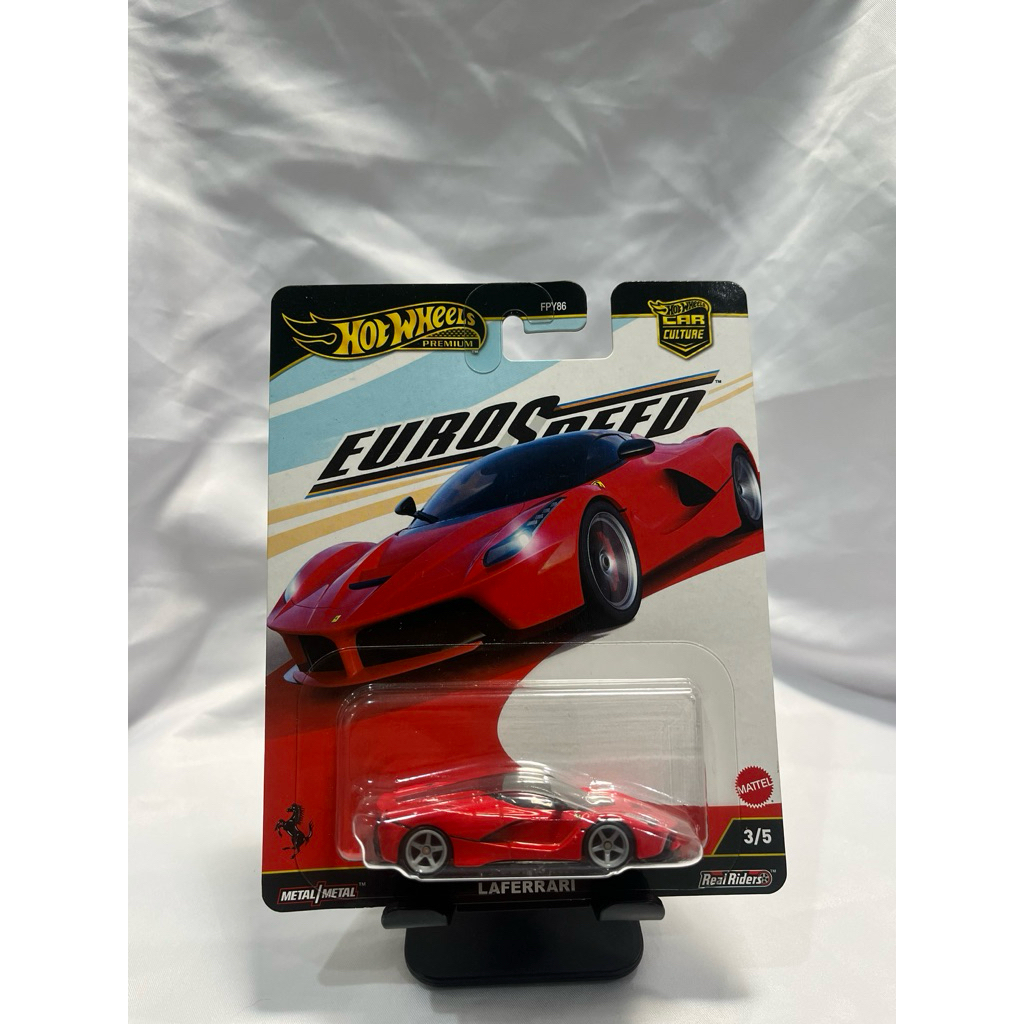 Hotwheels premium laferrari laferari