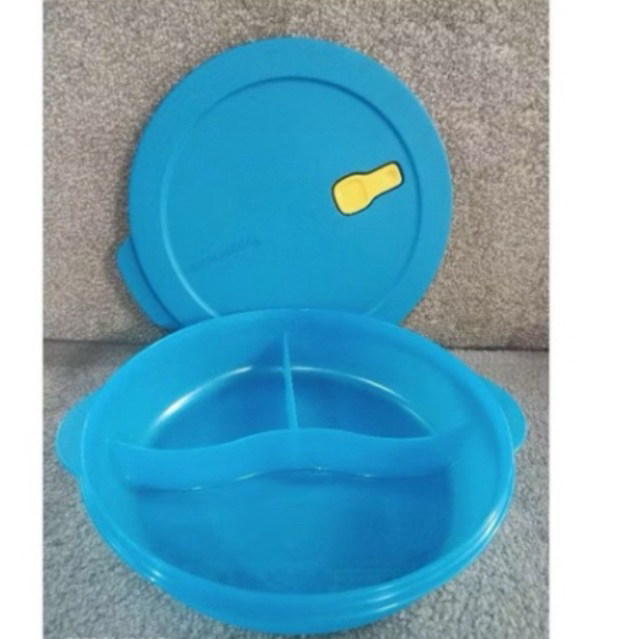 large cwl crystalwave tupperware