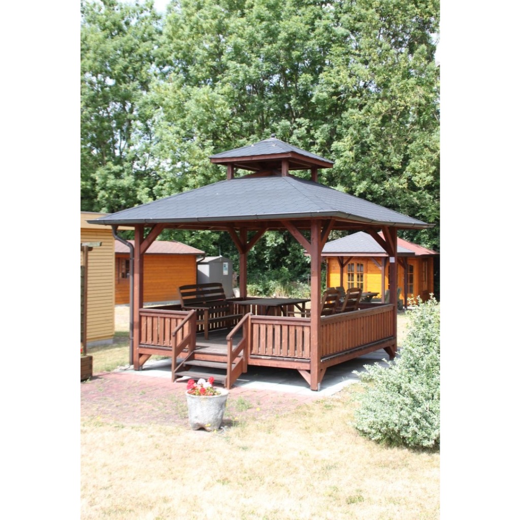 gazebo minimalis kayu mahoni 4x4 meter / gazebo taman kayu minimalis