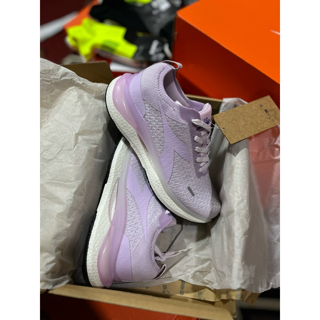 Diadora Nyomi Running Women Original BNIB