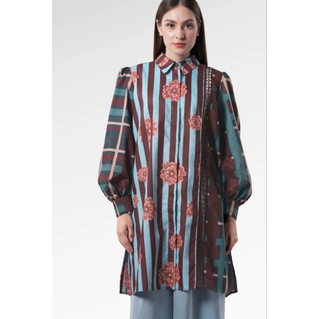 Benang Jarum Selena Tunic Shirt Navy Peony