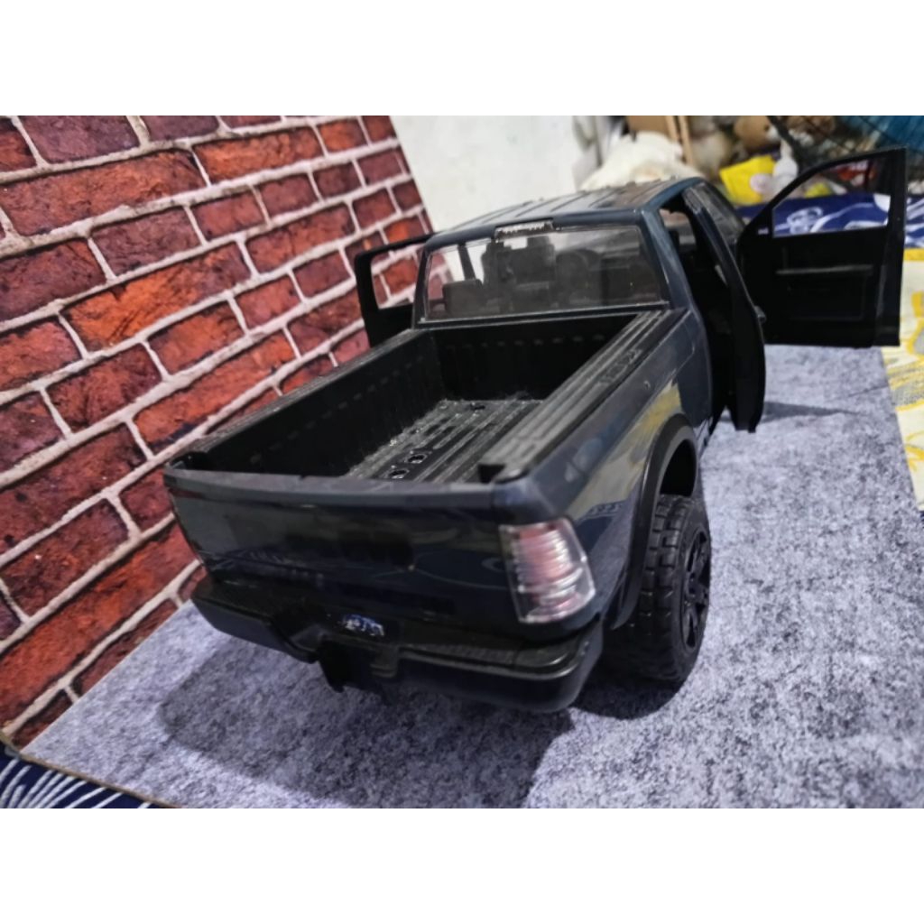 Mainan Truk Skala 1:16 RAM Truck Power Wagon & Trailer by Bruder Racing 2017, LARGE 31" LONG Nice