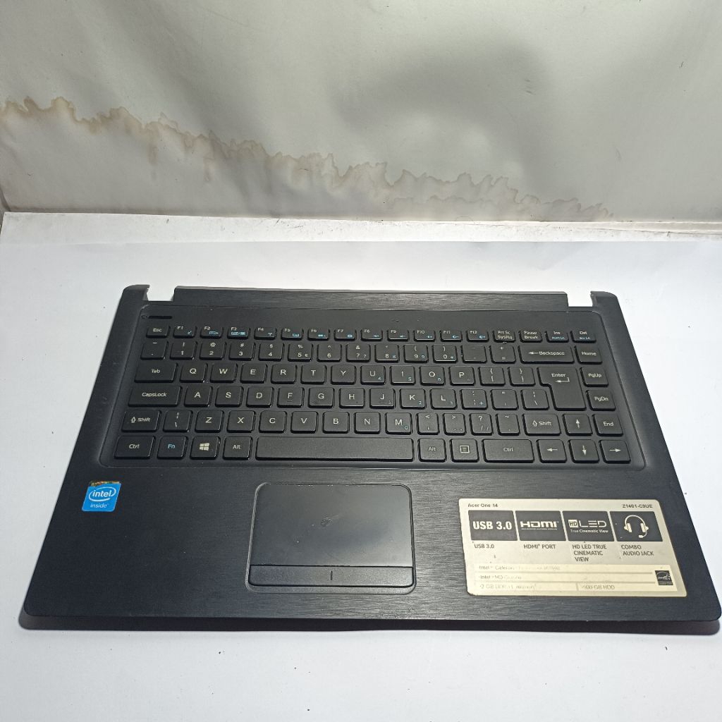 Casing Cassing Case Kesing Frame keyboard laptop Acer One 14 Z1401 C9UE Z1401-C9UE