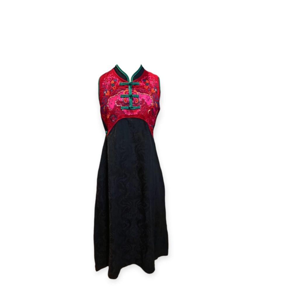 Amitie Appareal  Black Cheongsam Dress