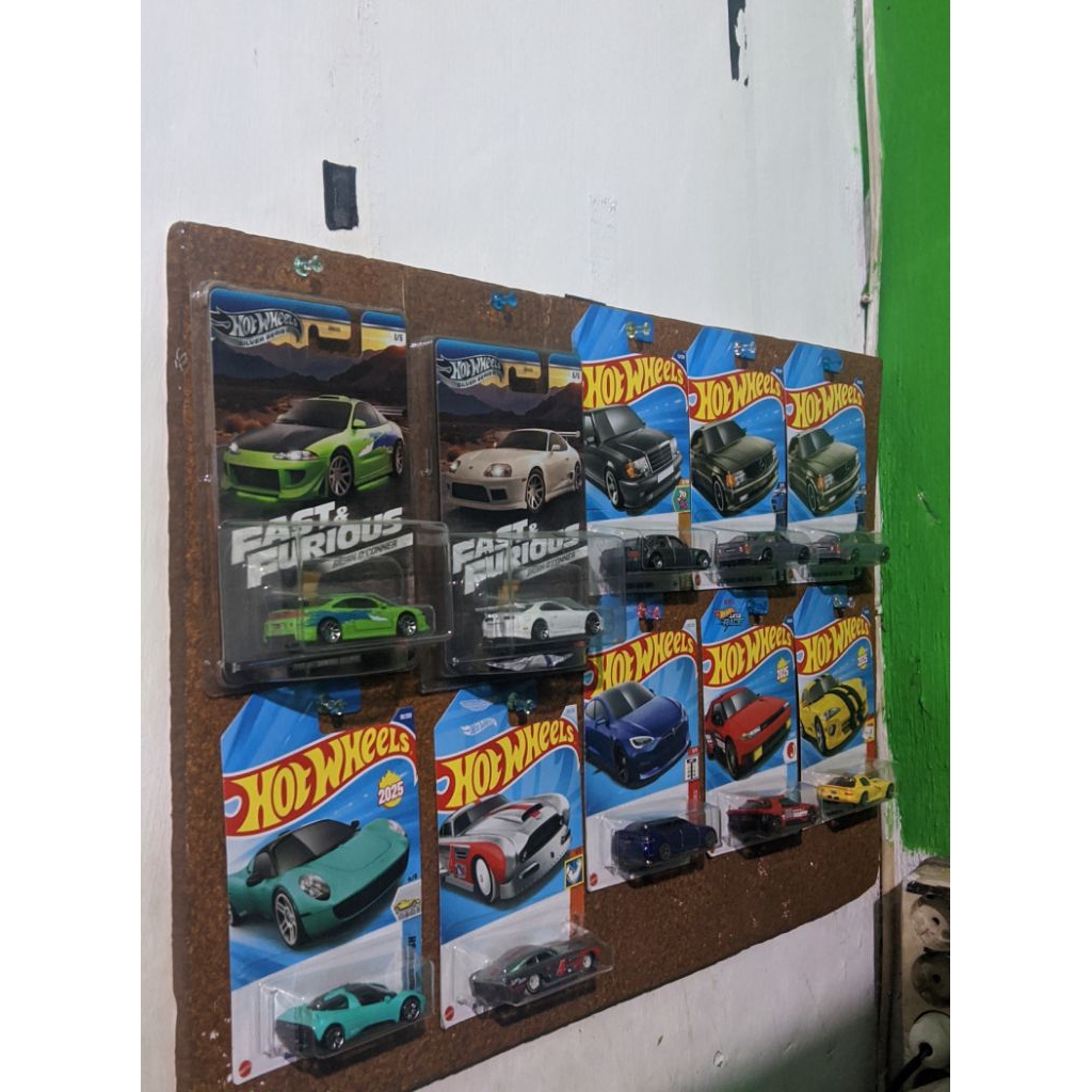 hotwheels premium & hotwheels regular 10pc