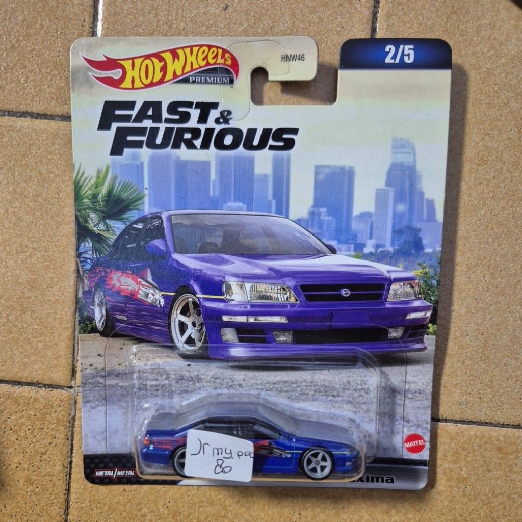 hotwheels premium  nissan maxima