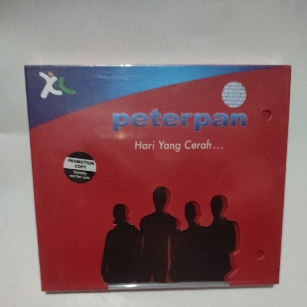 CD PETERPAN HARI YANG CERAH