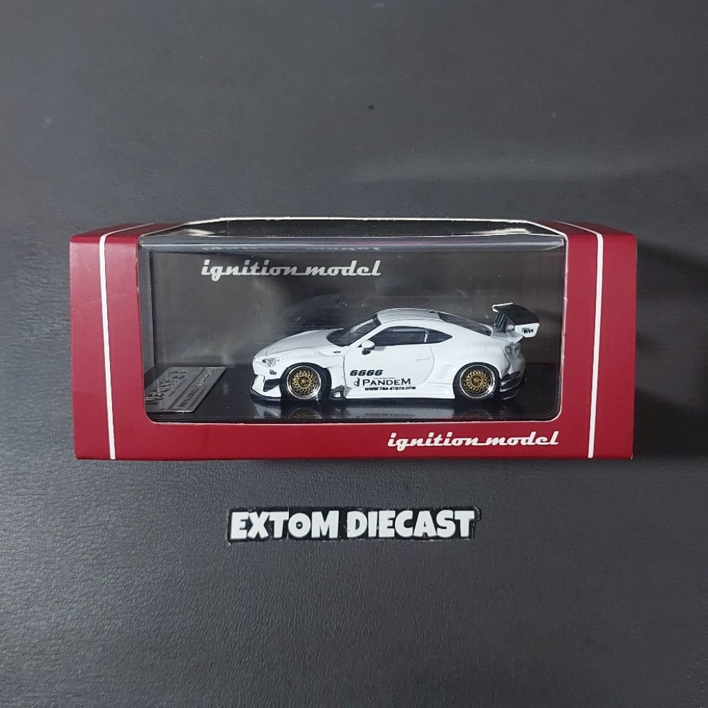 Ignition Model Pandem Toyota 86 V3 White