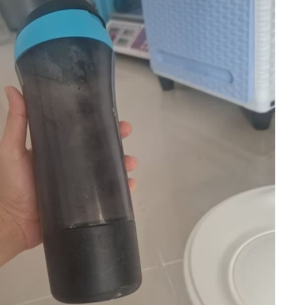 botol minum tupperware 750 ml preloved
