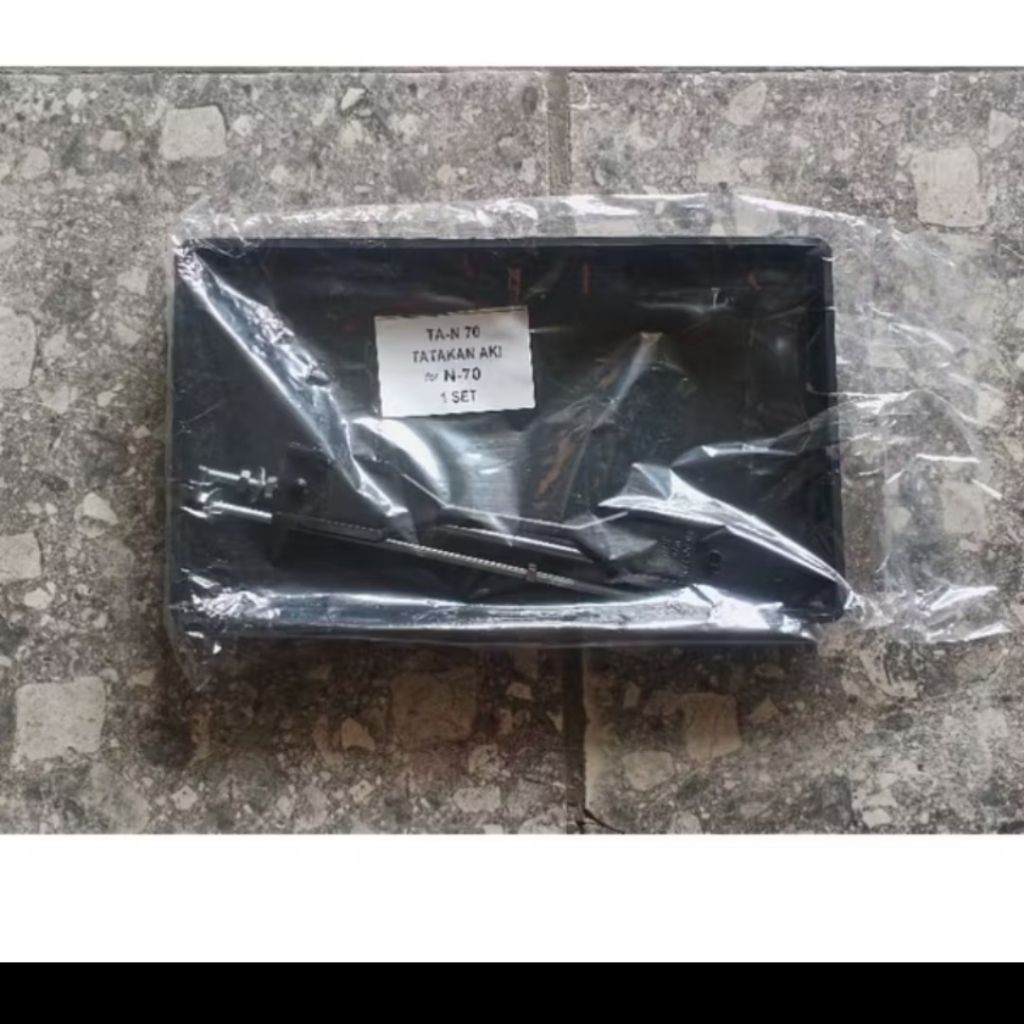 tatakan aki tatakan accu innova