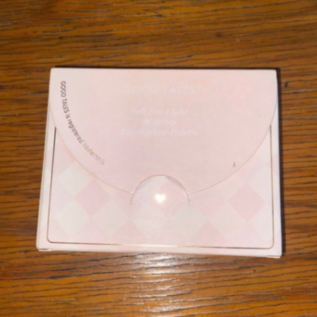 Gogo Tales Eyeshadow Palette