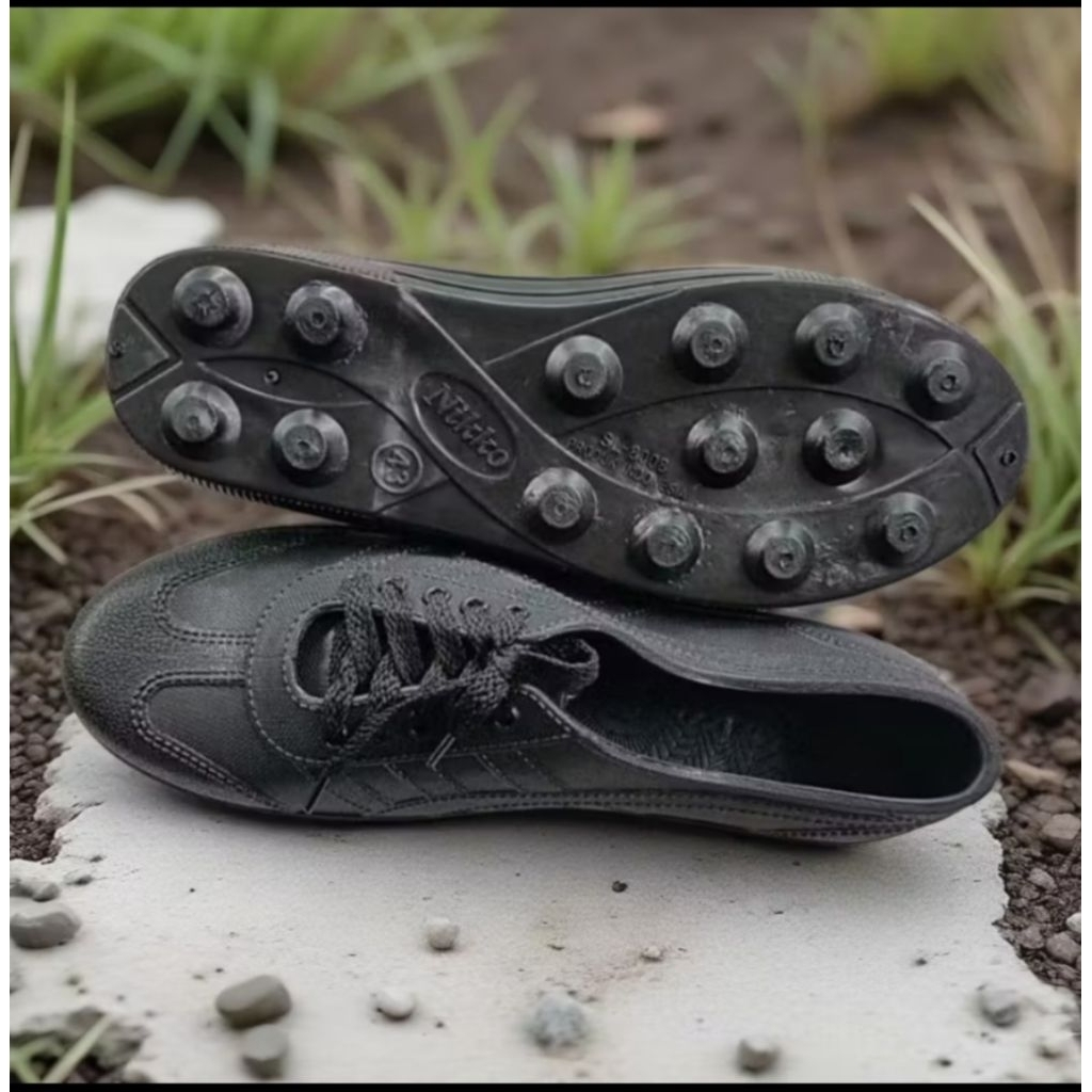 Sepatu bola karet, sepatu futsal, sepatu kebun, Sawah atau Sepatu Pul Karet Unisex Nikko 8008
