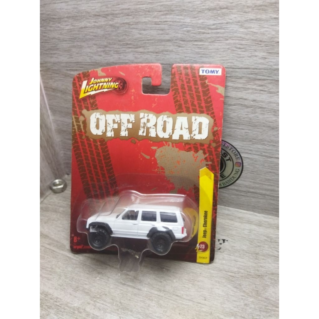 johnny lightning tomy jeep cherokee putih