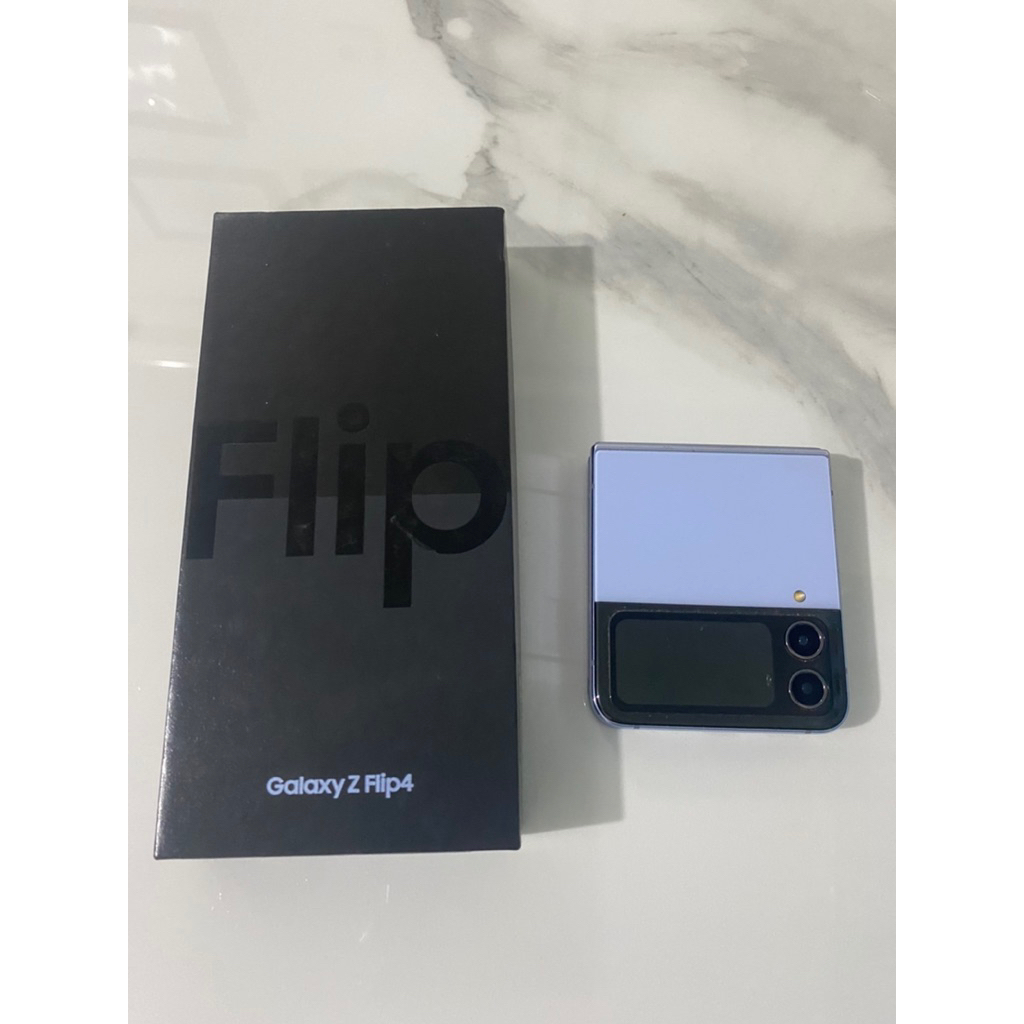 SAMSUNG Z FLIP 4