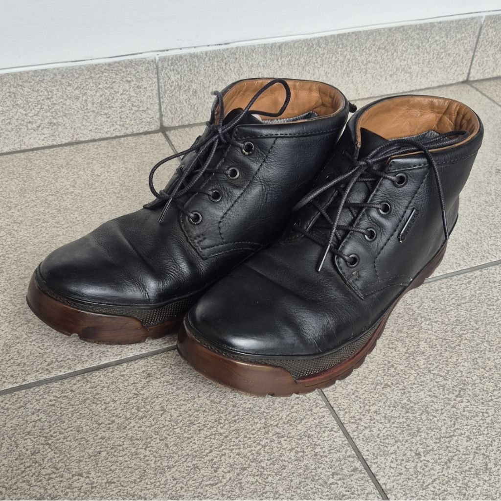 Sepatu Boots Clarks original