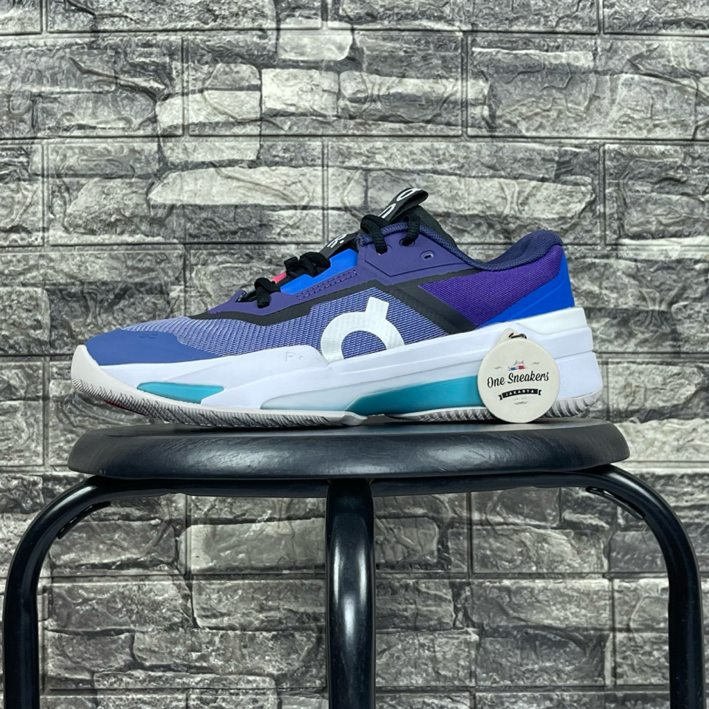 ON THE ROGER PRO FIRE CURRANT HORIZON