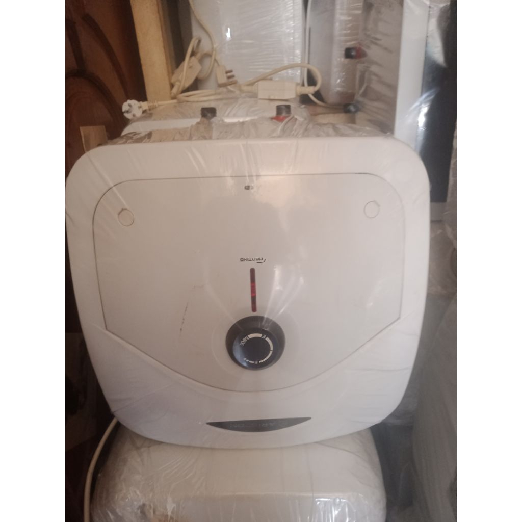 water heater ariston 30 liter