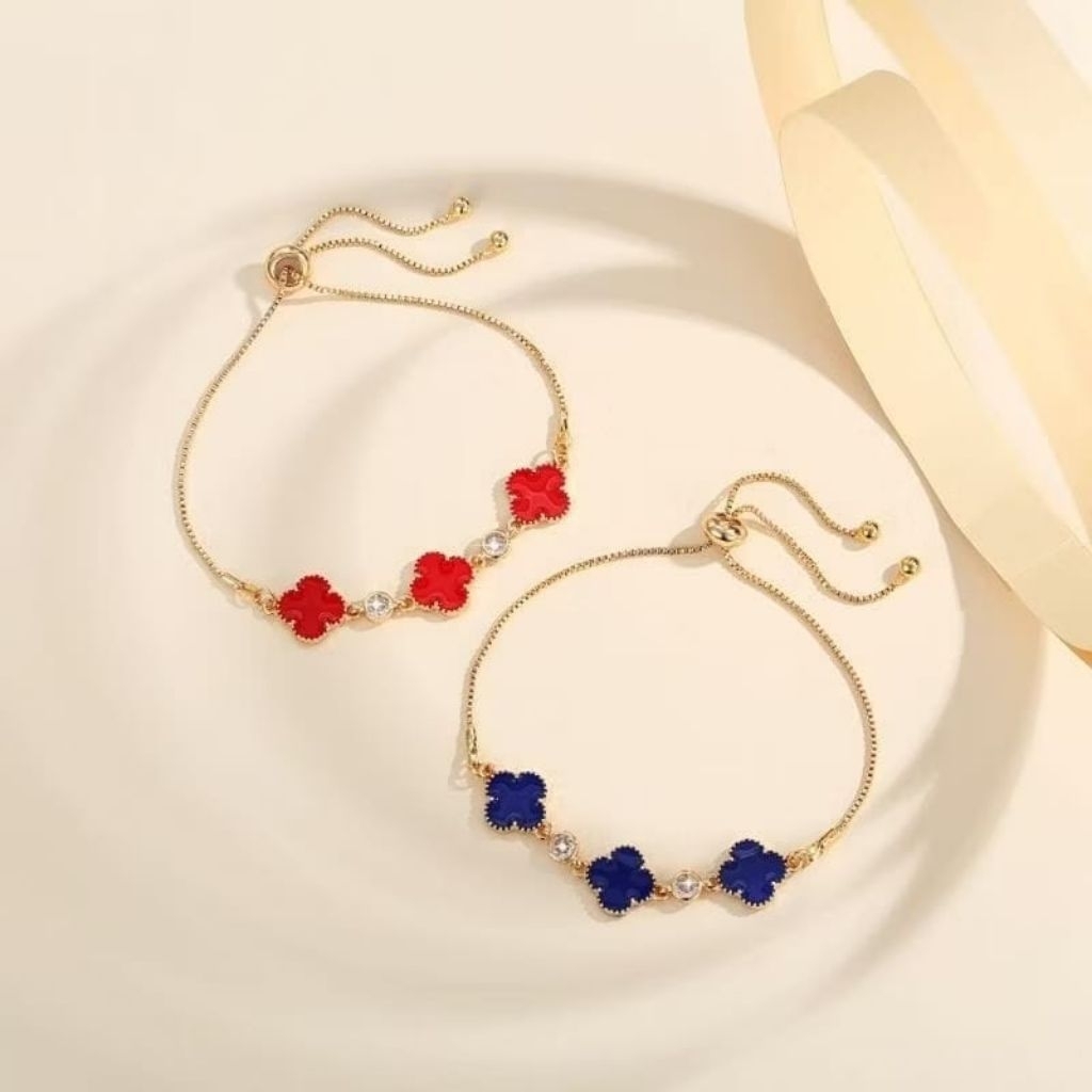 ( CLOVER ) Gelang Clover Titanium Gelang Tangan Wanita Clover Serut Titanium