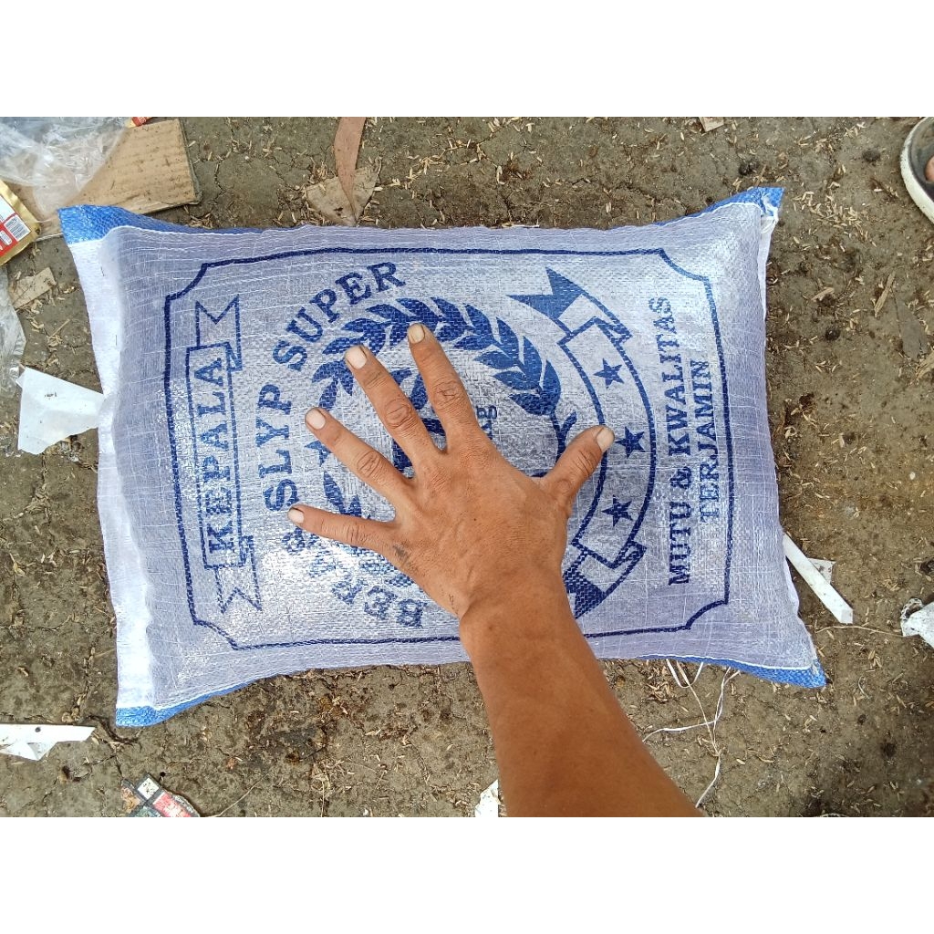 pupuk kohe kambing butiran kemasan karung 25kg