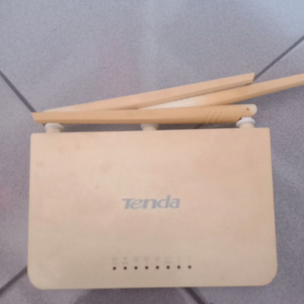 Tenda F3 matot/gambling