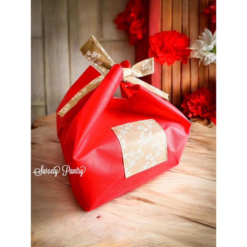 klpu- Tas Spunbond Kemasan Dus Box Kotak Packaging Kue Puding Sakura