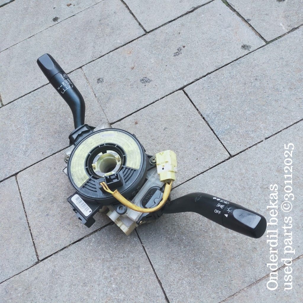 saklar kombinasi headlamp Ford lynx ghia 1.8 tahun 2002