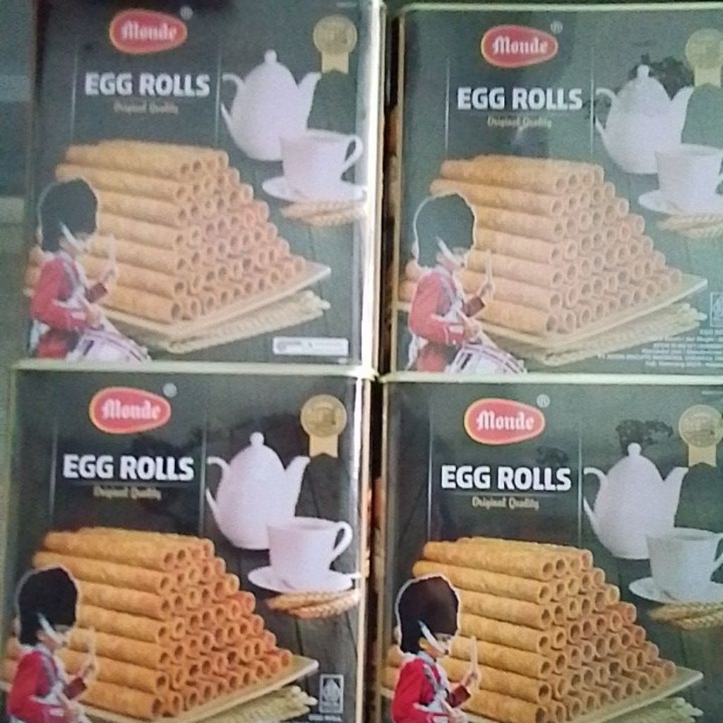 Monde Egg Roll Kaleng 600gram