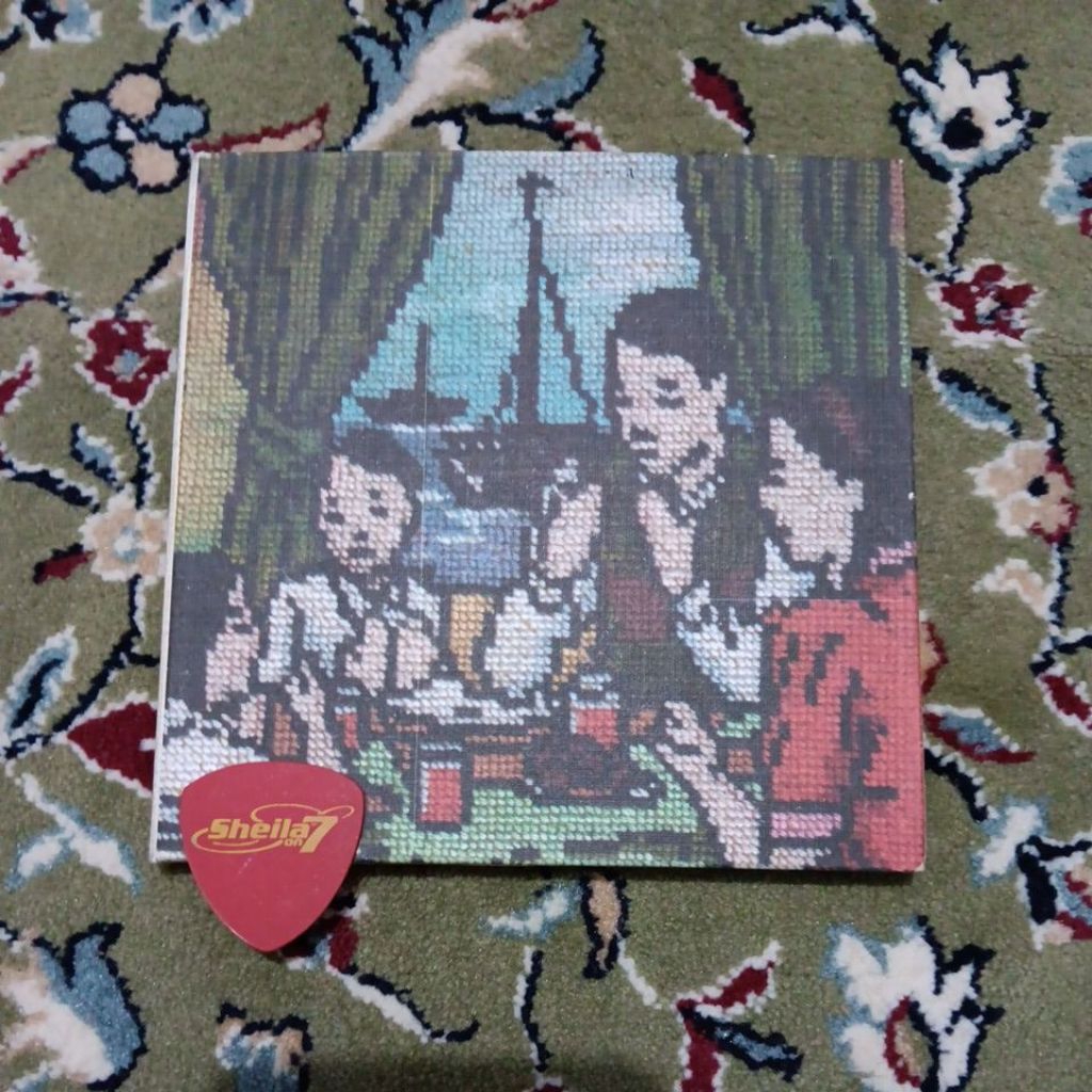 CD SHEILA ON 7 - Berlayar ( Bonus Pick Gitar )