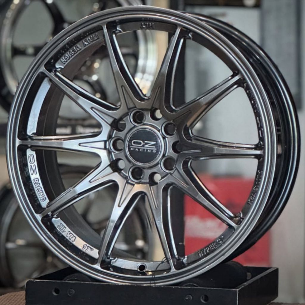 velg ring 17 oz hyper gt lebar 7,5 et 40 velg racing r17 mobil innova reborn venturer Innova zenix v