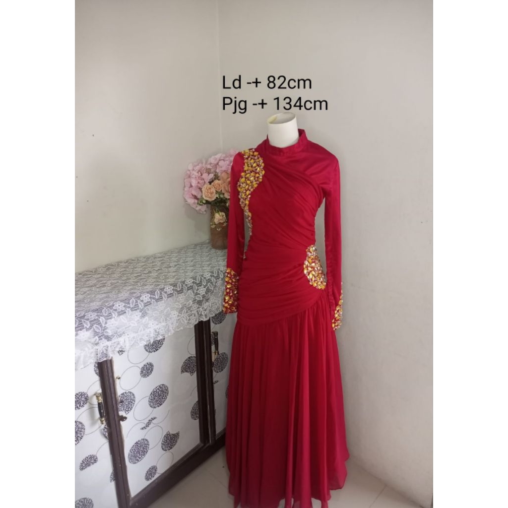 gaun pesta preloved mewah