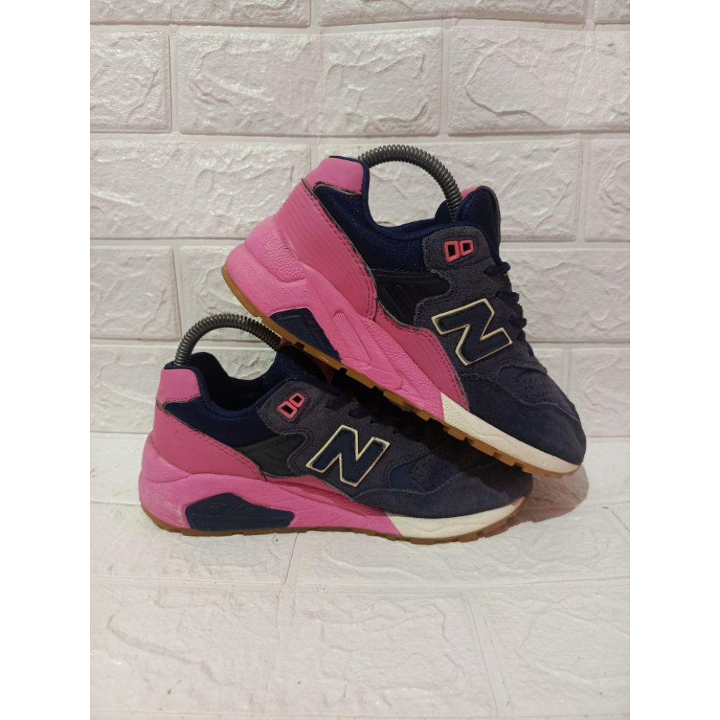 Sepatu Sneakers nb 580 Indigo navy pink size - 38