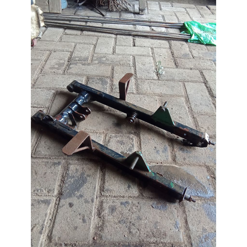 swing arm arem original lepasan motor untuk shock sekok dobel cocok untuk modifikasi motor muatan be