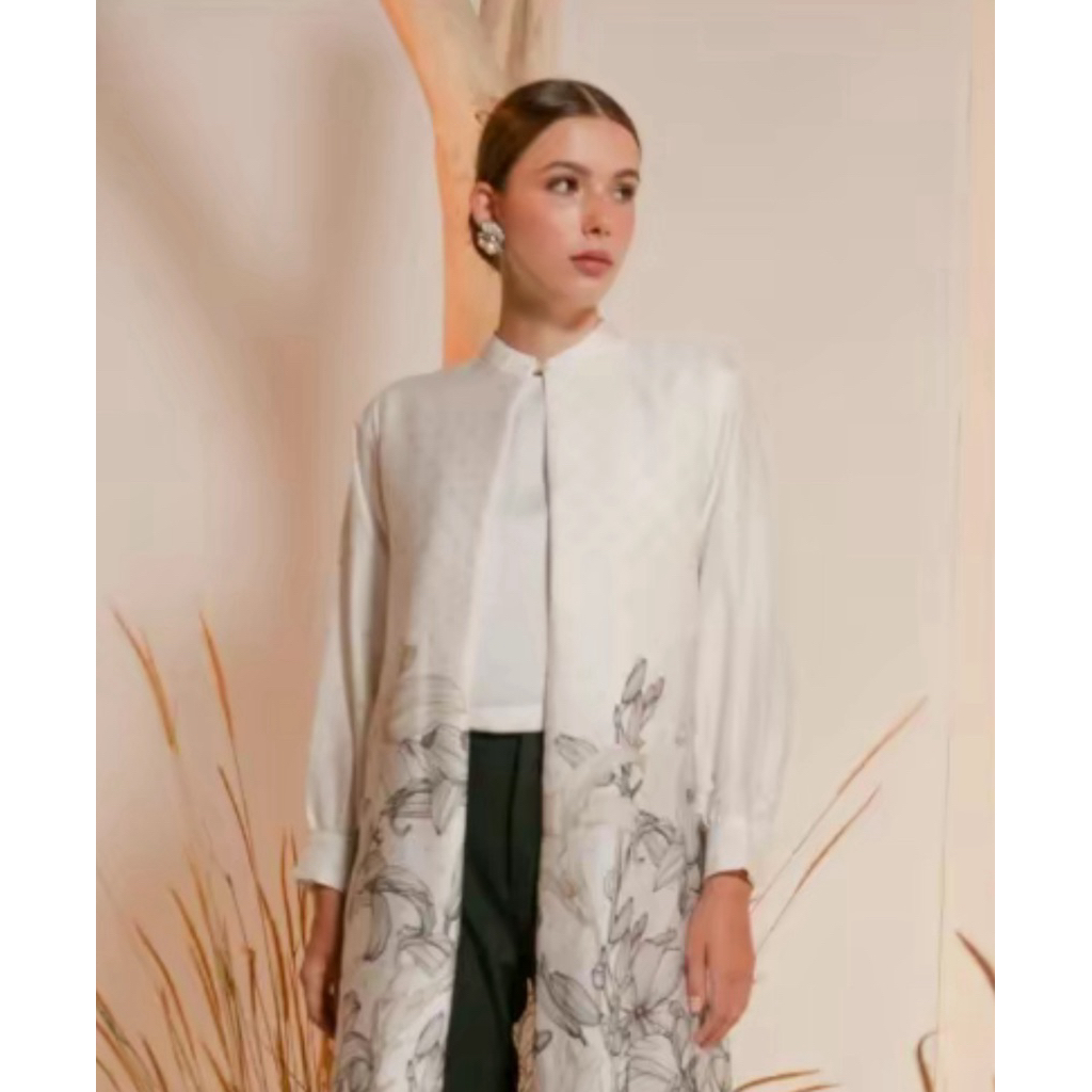 NEW SALE Amara Outer White size S by Aleza Label