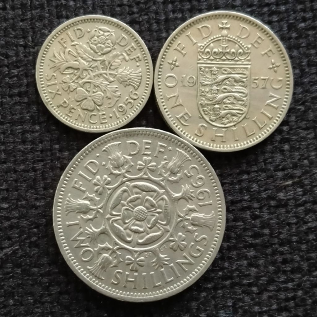 Koin Kuno Inggris set 3 keping 6 pence - 1 - 2 shilling