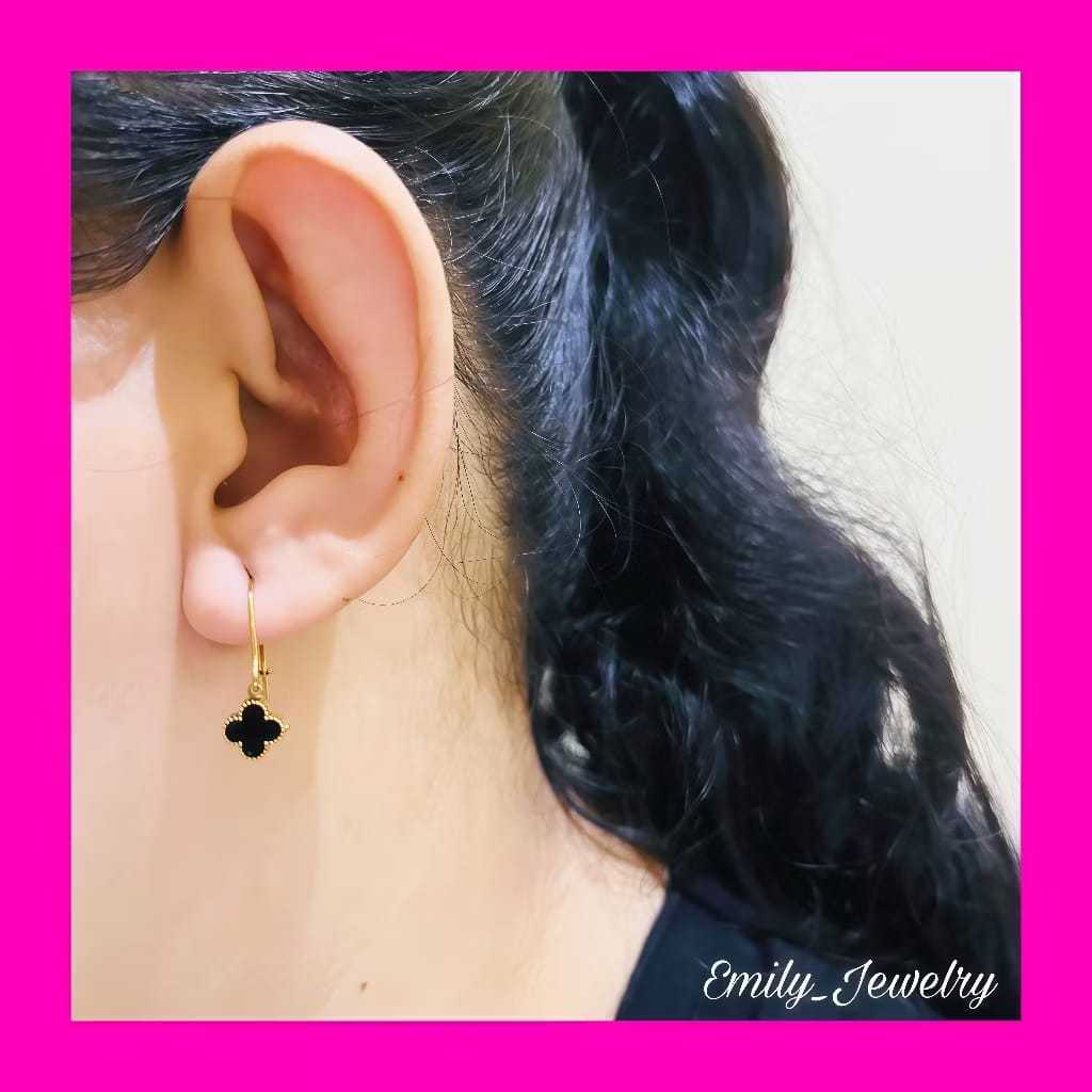 Emilly Anting Gantung Titanium Anti Karat Wanita