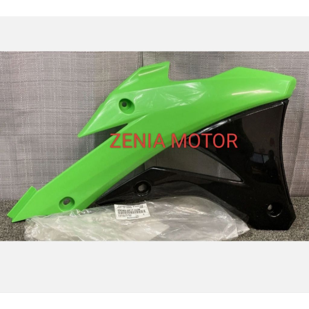 SHROUD ENGINE SAYAP SAMPING KANAN KAWASAKI KX85 KX 85 ORIGINAL KAWASAKI