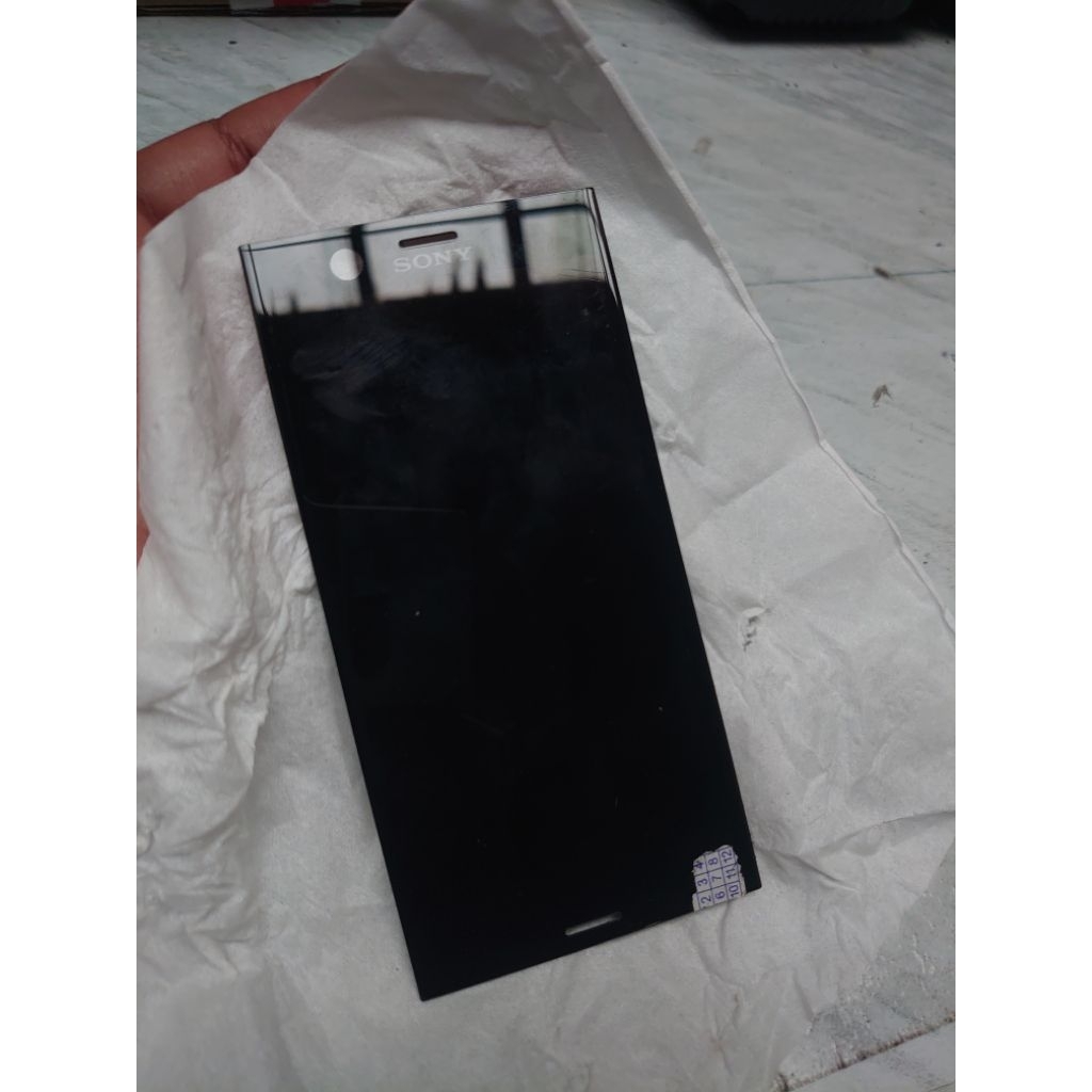 lcd xz1 compact minus murah layak pakai