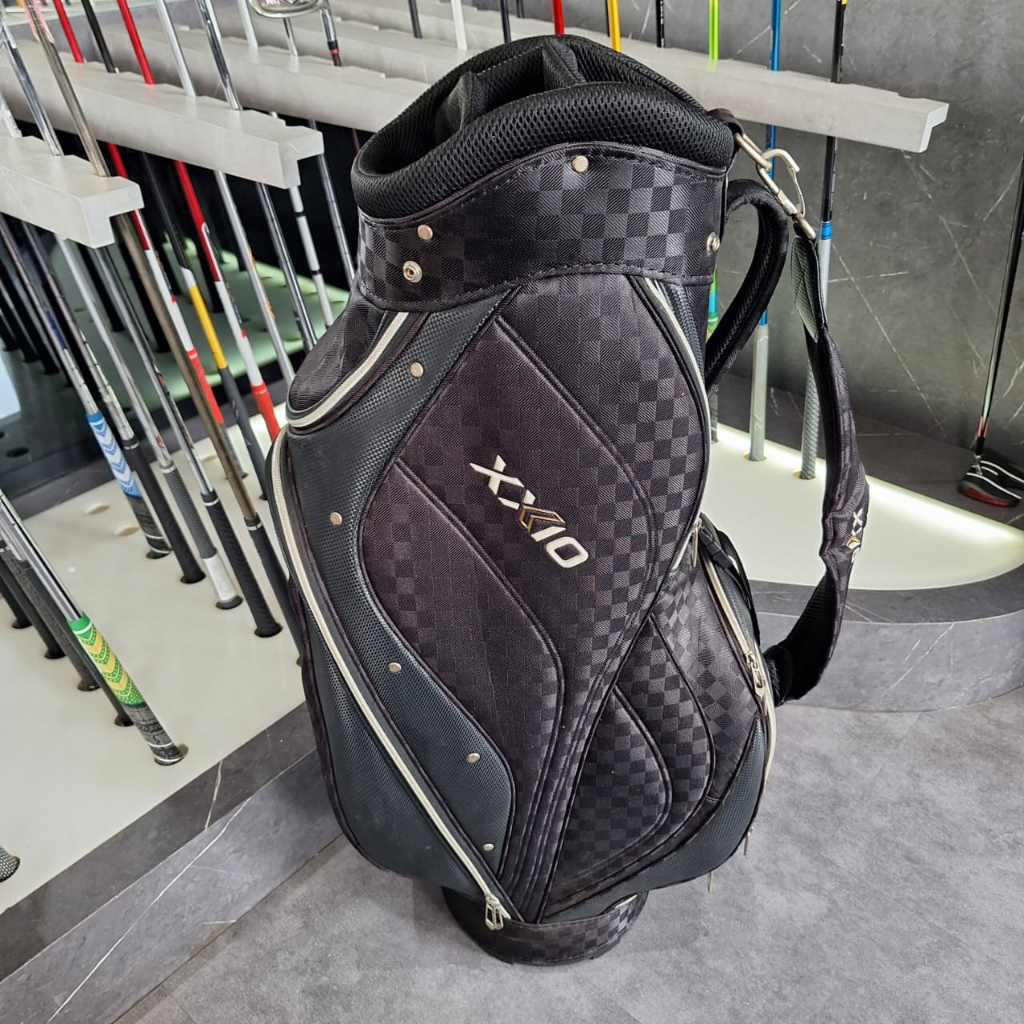 XXIO Golf Caddy Bag